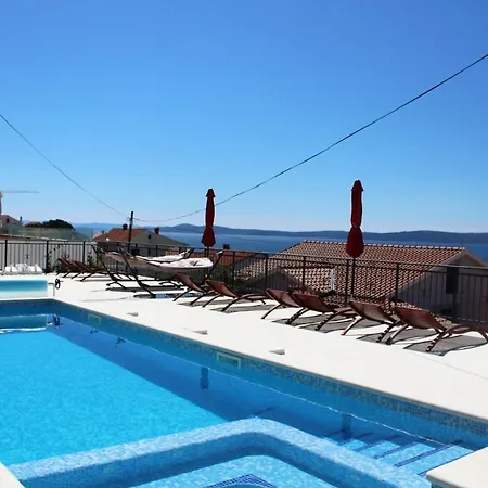 Apartmani Zora Apartman *